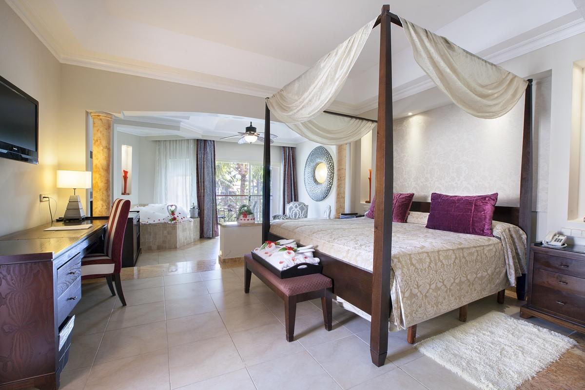 Majestic Elegance (adults Only) 5*